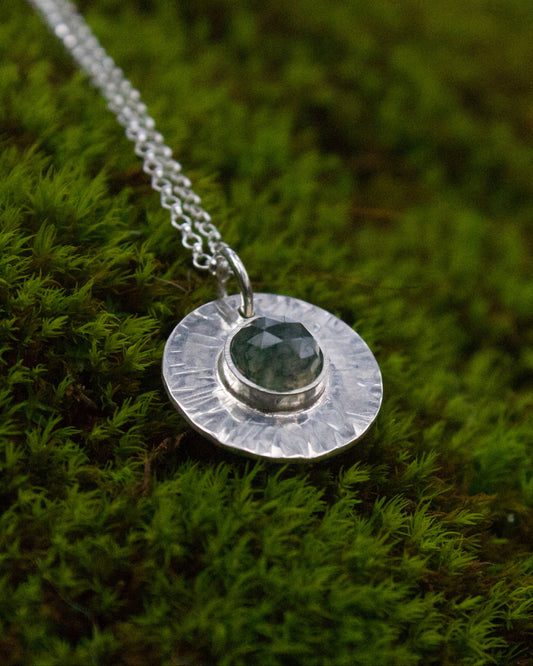 Collar Iris