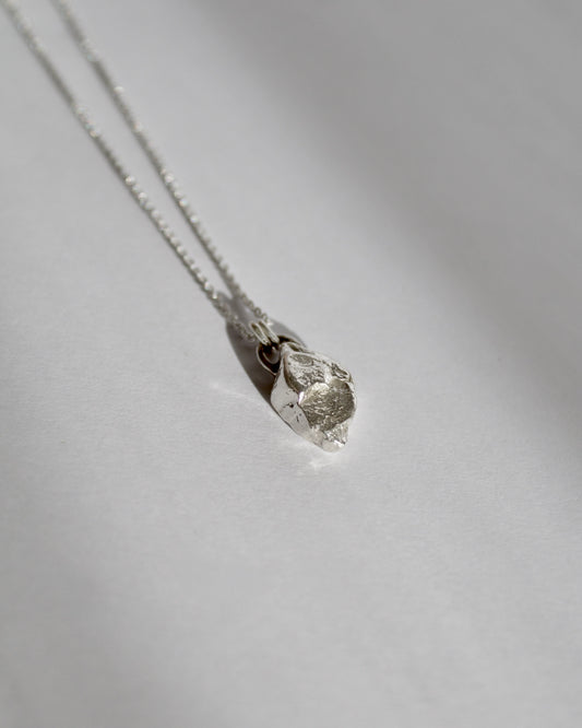 Collar Roka